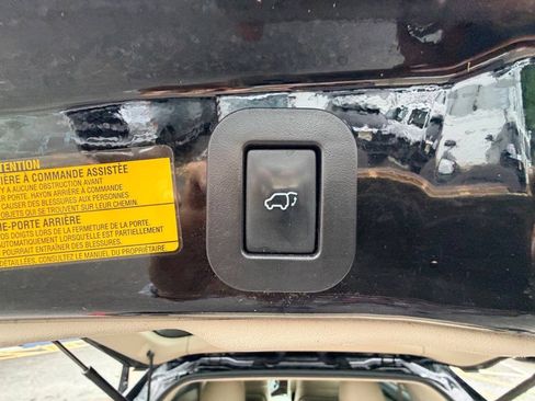 Used 2010 Toyota Venza AWD w/ Convenience Pkg image 60