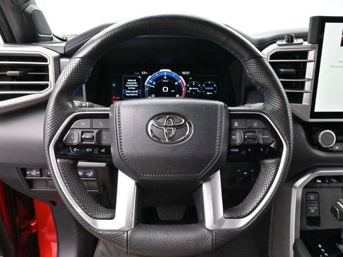 Used 2024 Toyota Tundra Platinum AWD/4WD image 15