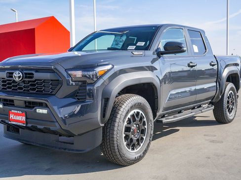New 2025 Toyota Tacoma TRD Off-Road image 3