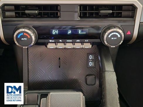 Used 2024 Toyota Tacoma TRD Off-Road image 26