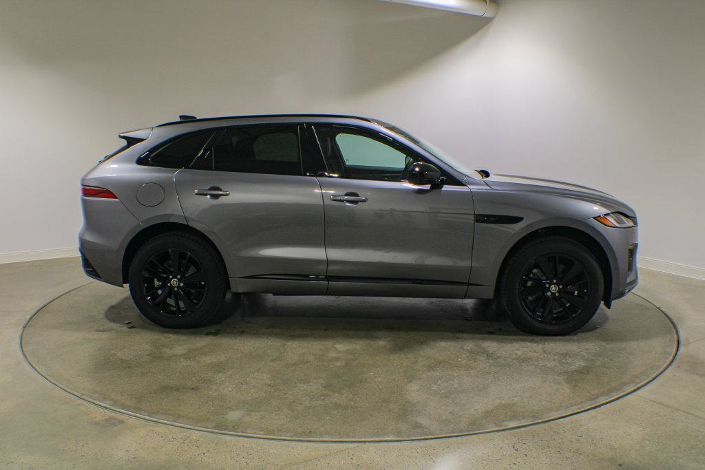 New 2026 Jaguar F-PACE R-Dynamic S AWD/4WD image 7