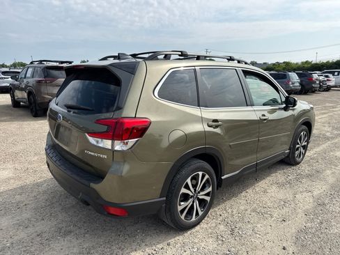 Used 2024 Subaru Forester Limited w/ Pop Package 2 AWD/4WD image 3
