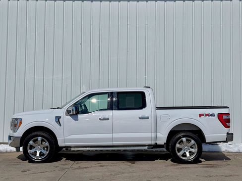 Certified 2022 Ford F150 Lariat w/ Max Trailer Tow Package image 3
