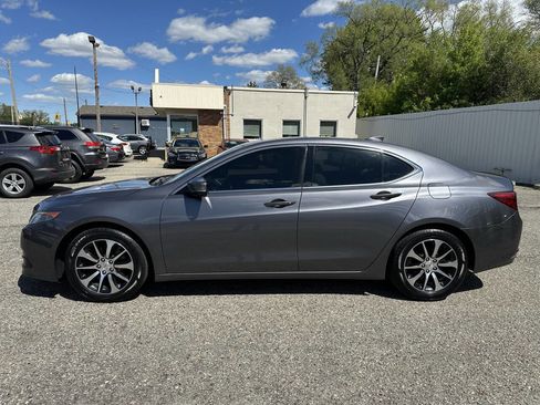 Used 2017 Acura TLX w/ Technology Package FWD image 8