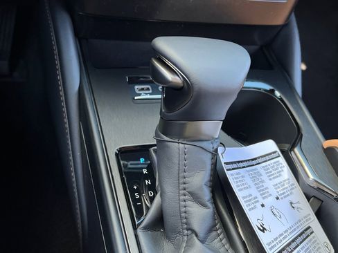 New 2025 Lexus ES 350 w/ Premium Package image 21