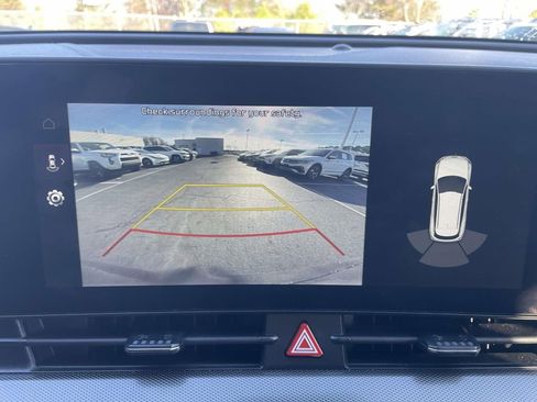 Used 2023 Kia Sportage SX image 40