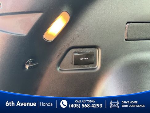 Used 2024 Hyundai Tucson Limited FWD image 16