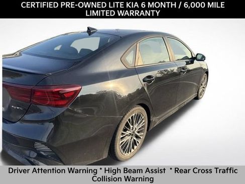 Used 2022 Kia Forte GT-Line w/ GT-Line Premium Package FWD image 5