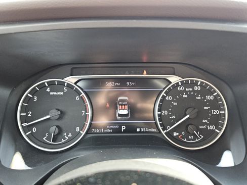 Used 2023 Nissan Rogue SV FWD image 14