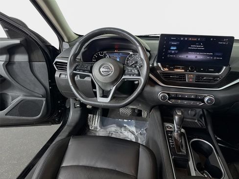 Certified 2023 Nissan Altima 2.5 SR w/ SR Premium Package FWD image 24