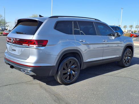 New 2026 Volkswagen Atlas SE FWD image 5