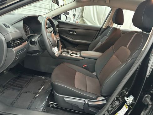 Used 2025 Nissan Sentra SV FWD image 16