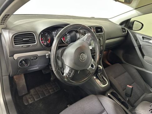 Used 2014 Volkswagen Golf TDI image 13