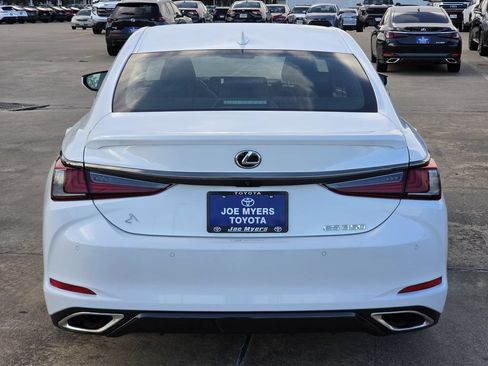 Used 2023 Lexus ES 350 F Sport w/ Accessory Package (Z2) FWD image 8
