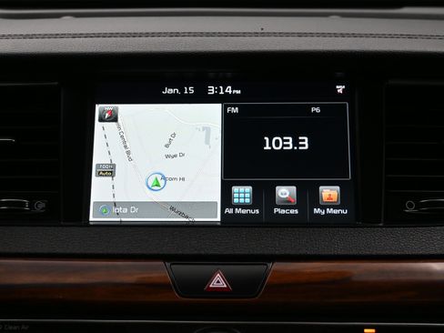 Used 2018 Kia Cadenza Technology image 28