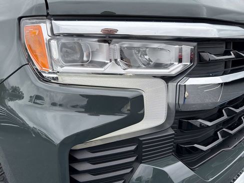 Certified 2025 Chevrolet Silverado 1500 LT w/ Z71 Off-Road Package AWD/4WD image 11