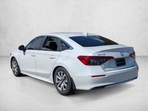 Used 2022 Honda Civic LX image 7