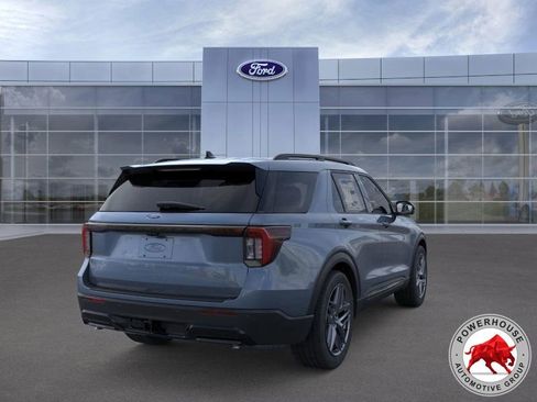 New 2026 Ford Explorer ST-Line w/ ST-Line Street Pack RWD image 10