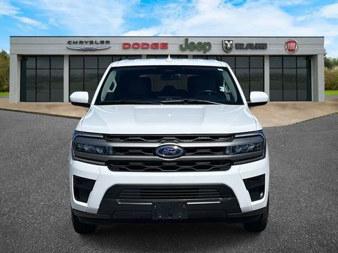 Used 2023 Ford Expedition XLT image 37