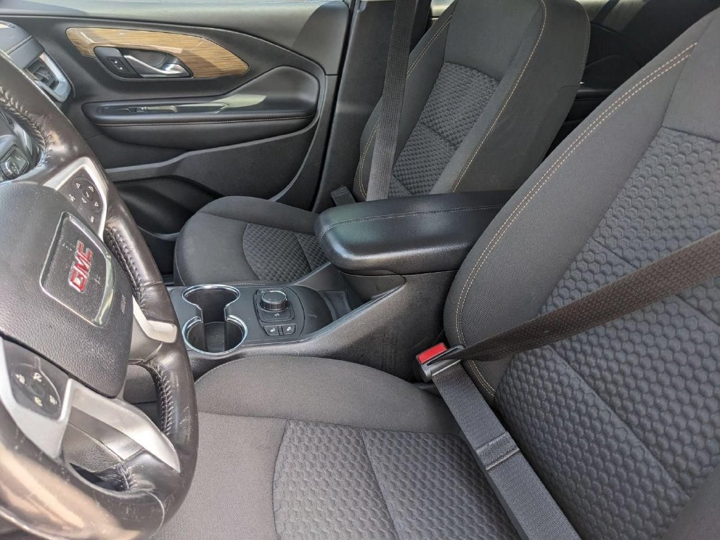 Used 2018 GMC Terrain SLE w/ Driver Convenience Package FWD image 12