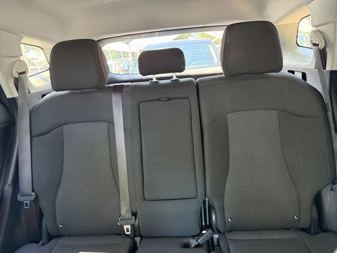 Used 2025 Kia Sportage LX FWD image 35