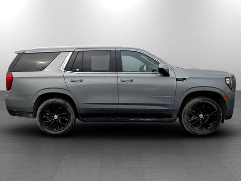 Used 2024 GMC Yukon SLE AWD/4WD image 4