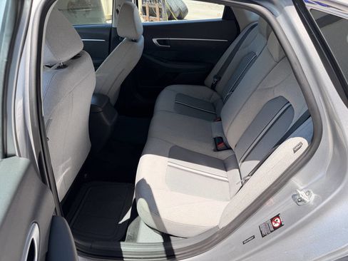 Used 2021 Hyundai Sonata SE FWD image 17