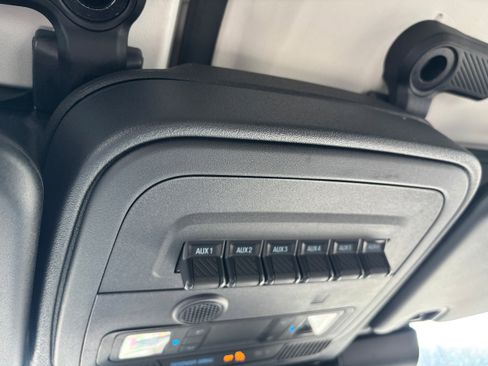 New 2025 Ford Bronco Badlands AWD/4WD image 14