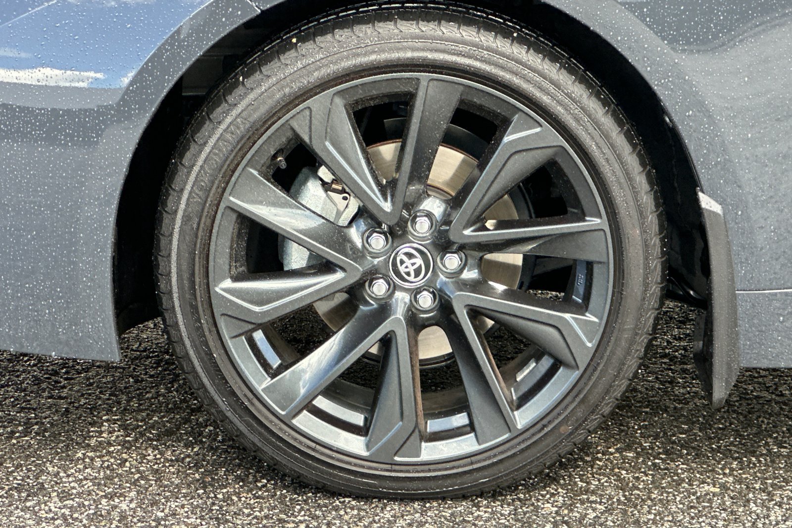 Used 2026 Toyota Corolla SE w/ SE Package FWD image 35