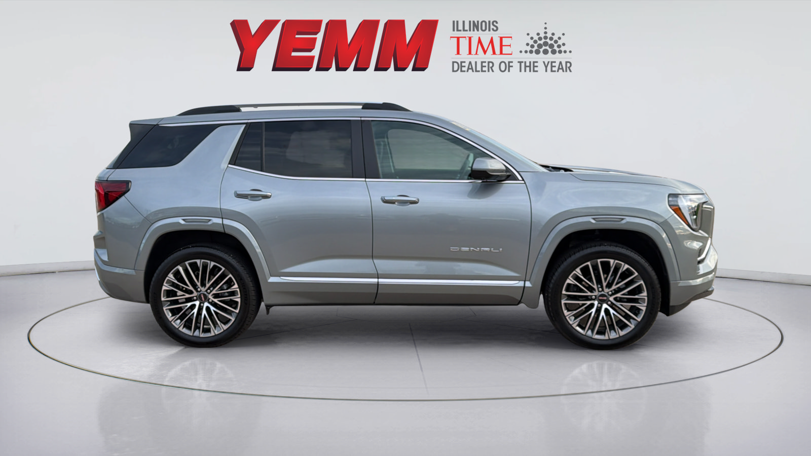 Used 2026 GMC Terrain Denali AWD/4WD image 9