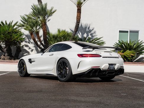 Used 2018 Mercedes-Benz AMG GT R image 18