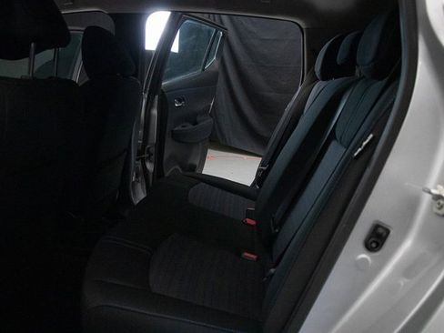 Used 2024 Nissan Leaf S image 20