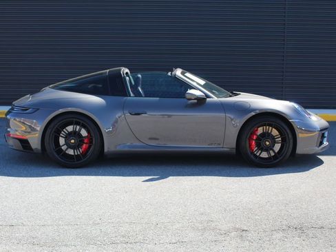 Used 2024 Porsche 911 Targa 4 GTS image 9