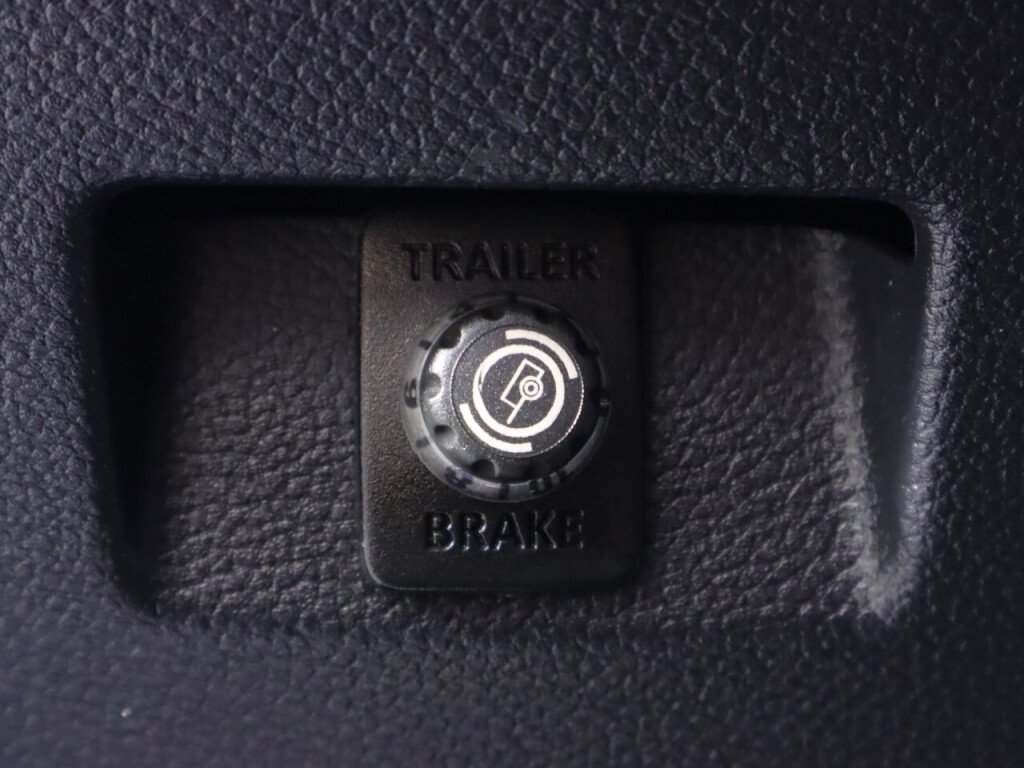 Used 2019 Ford Ranger XLT w/ Equipment Group 302A Luxury AWD/4WD image 11