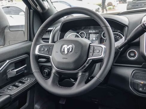 Used 2026 RAM 2500 Big Horn AWD/4WD image 14