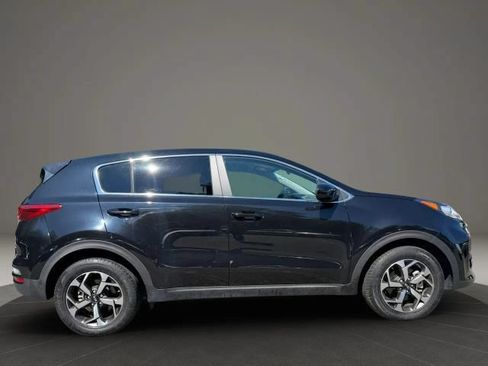 Used 2022 Kia Sportage LX FWD image 4