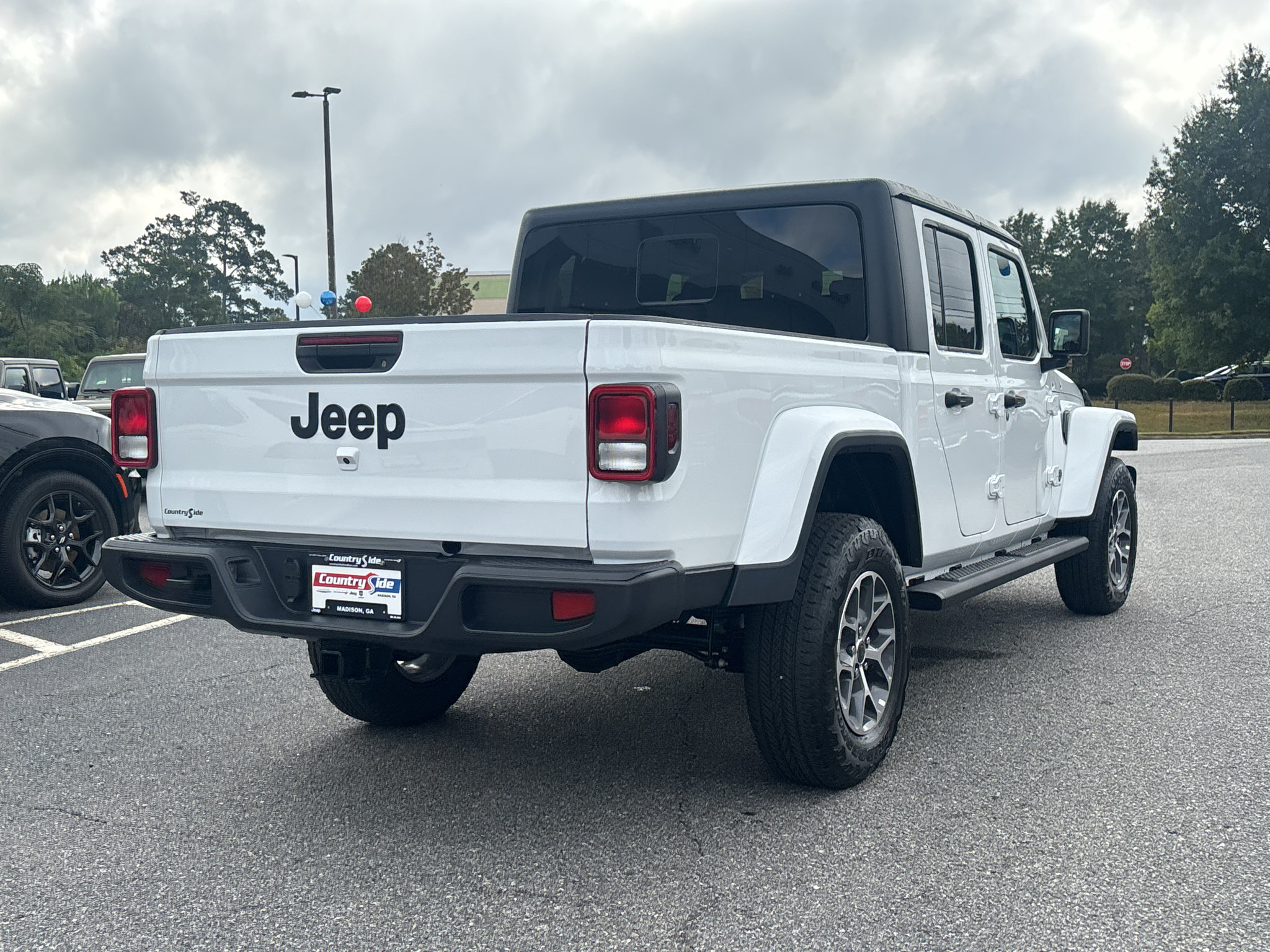 New 2027 Jeep Gladiator Sport AWD/4WD image 6