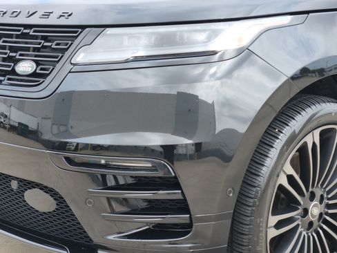 Used 2026 Land Rover Range Rover Velar Dynamic SE AWD/4WD image 9