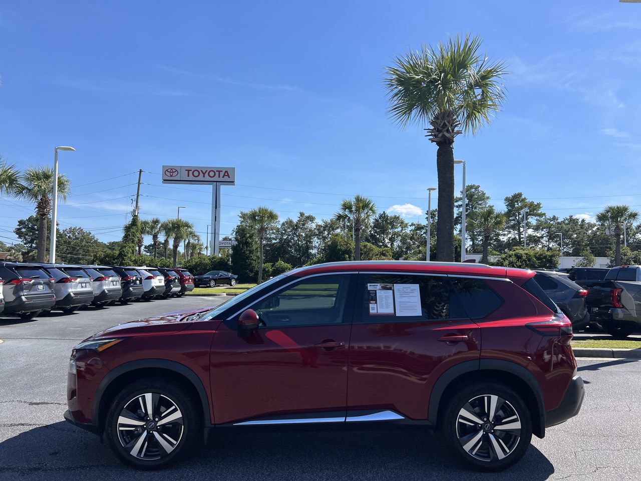 Used 2023 Nissan Rogue SL w/ SL Premium Package FWD image 7