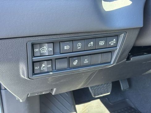 New 2026 Toyota Tundra Platinum AWD/4WD image 15