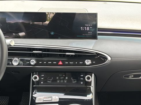 Certified 2026 Genesis GV70 2.5T AWD/4WD image 19