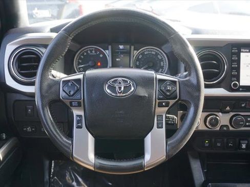 Used 2021 Toyota Tacoma Limited image 35