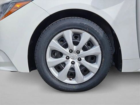 Used 2020 Toyota Corolla LE image 22