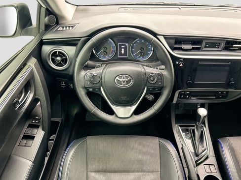 Used 2019 Toyota Corolla SE image 10