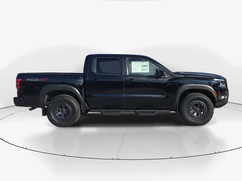 New 2026 Nissan Frontier PRO-4X w/ Pro-4x Convenience Package image 3