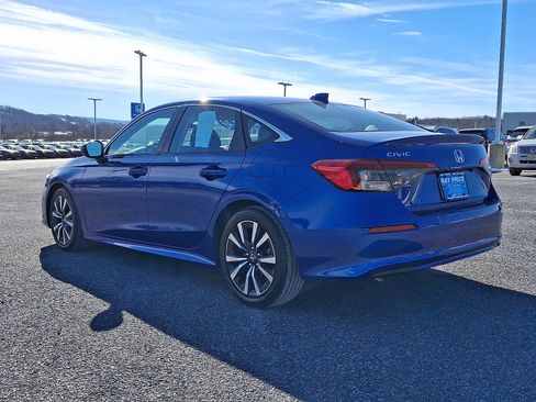 Certified 2023 Honda Civic EX image 4