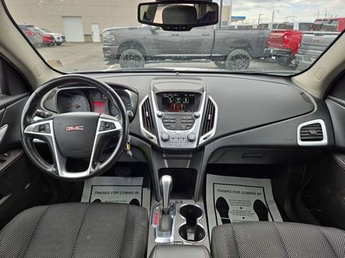 Used 2015 GMC Terrain SLE image 3