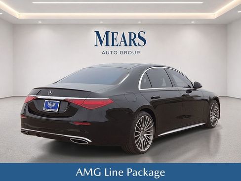 Used 2022 Mercedes-Benz S 500 4MATIC w/ AMG Line Package image 6