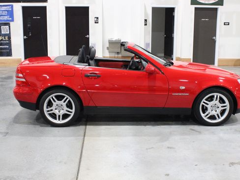 Used 1999 Mercedes-Benz SLK 230 image 7