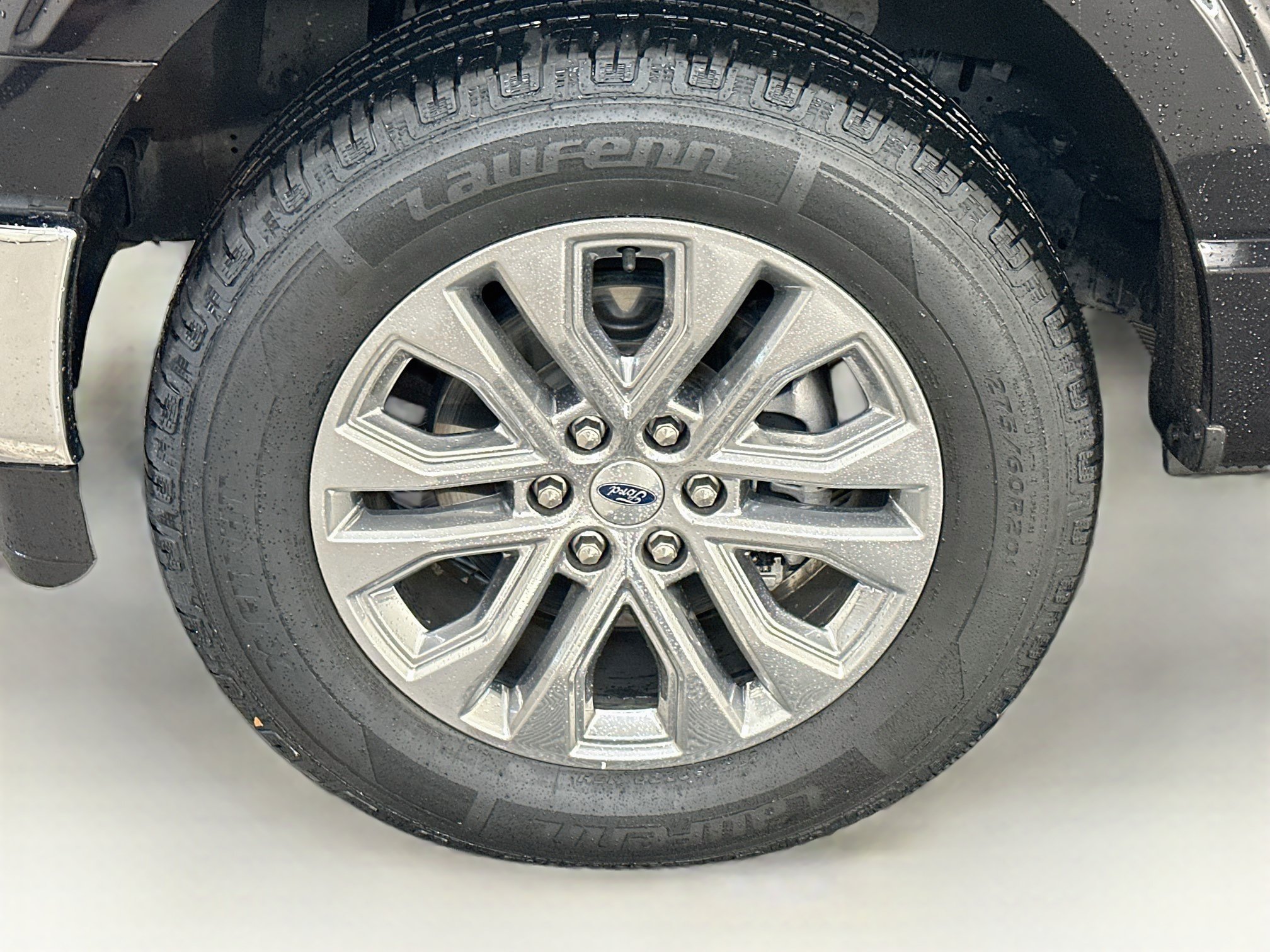 Used 2024 Ford F150 Lariat w/ FX4 Off-Road Package AWD/4WD image 35
